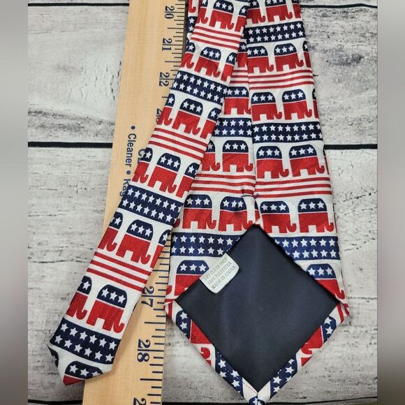 Parquet Mens Republican Elephant Red White and Blue Neck Tie - Picture 3 of 8